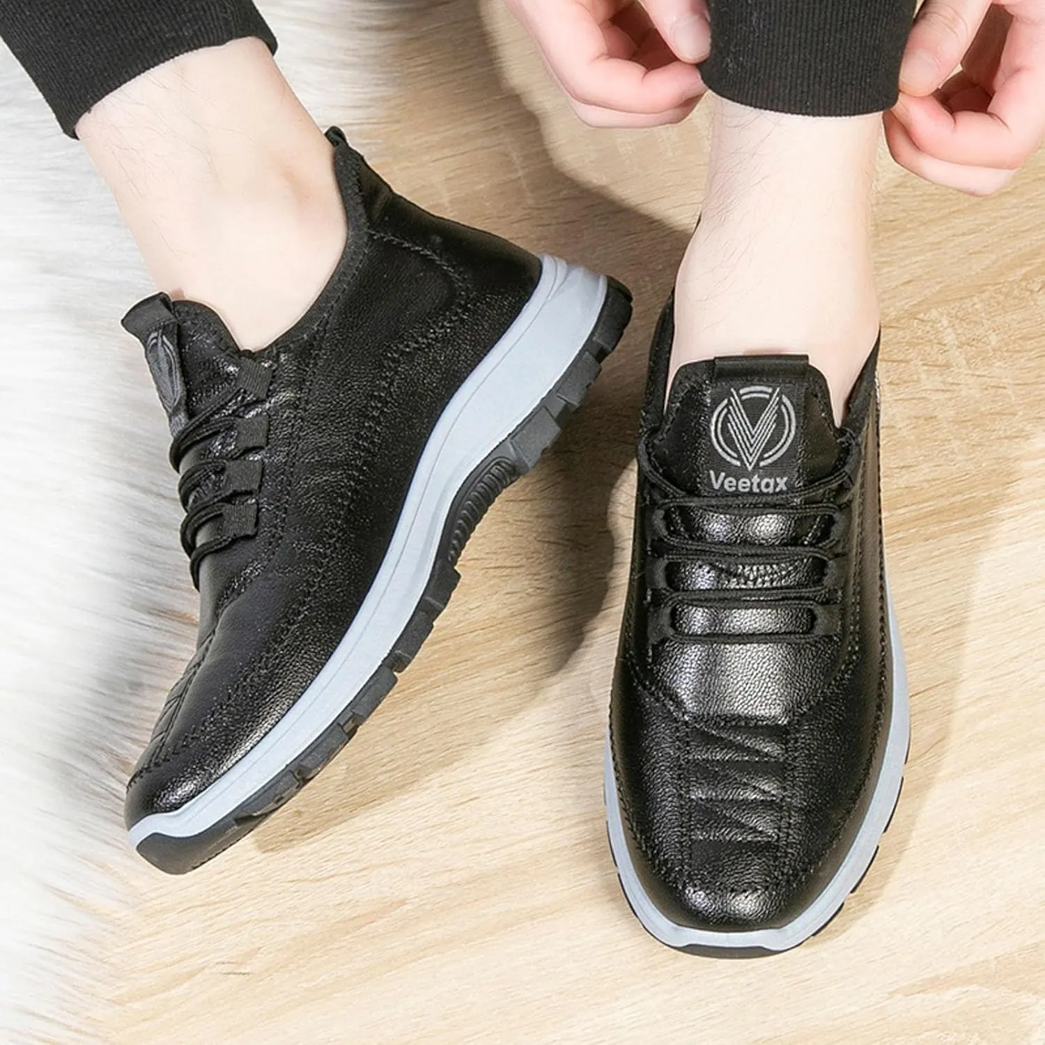 Casual Walking Shoes Couple Winter Thickened Velvet Cold Retro Sports Casual Shoes Breathable Soft Flat Bottom