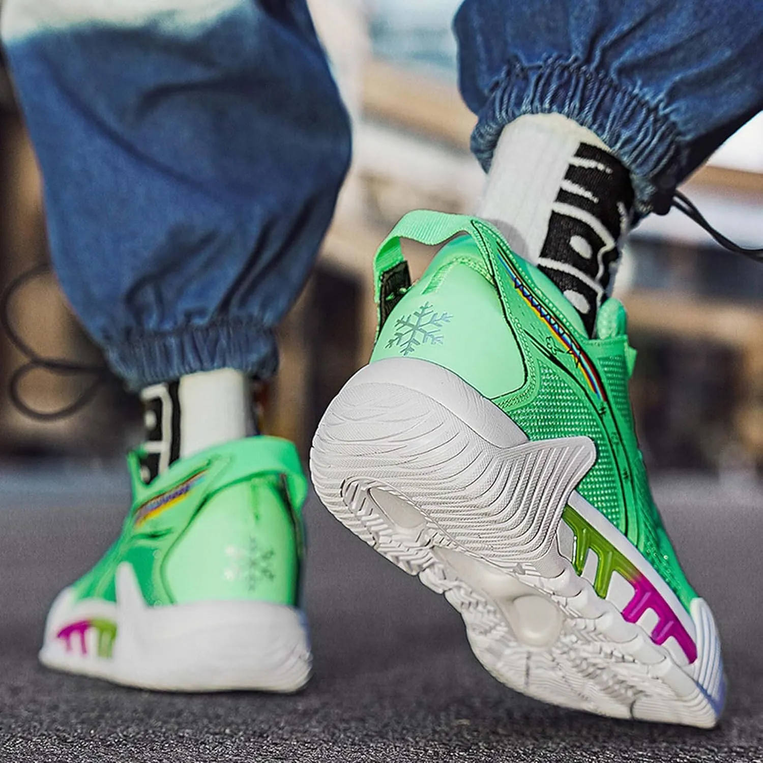 High-top Men's Basketball Shoes Teenagers Breathable Non-Slip Outdoor Sneakers Women's Fitness Cushioning Training Tennis Shoes