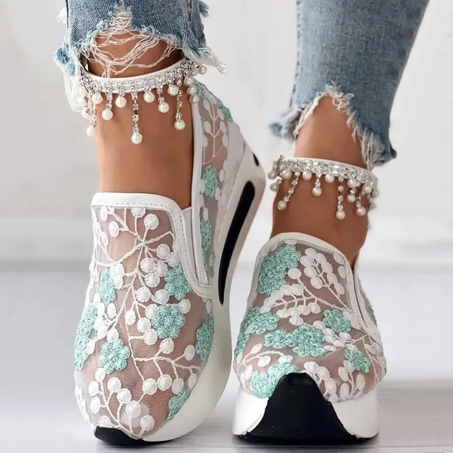 Ladies Fashion Breathable Lace Mesh Flower Embroidery Round Head Thick Bottom Comfortable Casual Men's Shoes