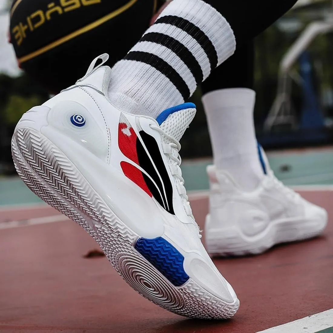 Men's Basketball Shoes are Breathable Anti Slip Wear-Resistant Shock-Absorbing Sports Training Boots