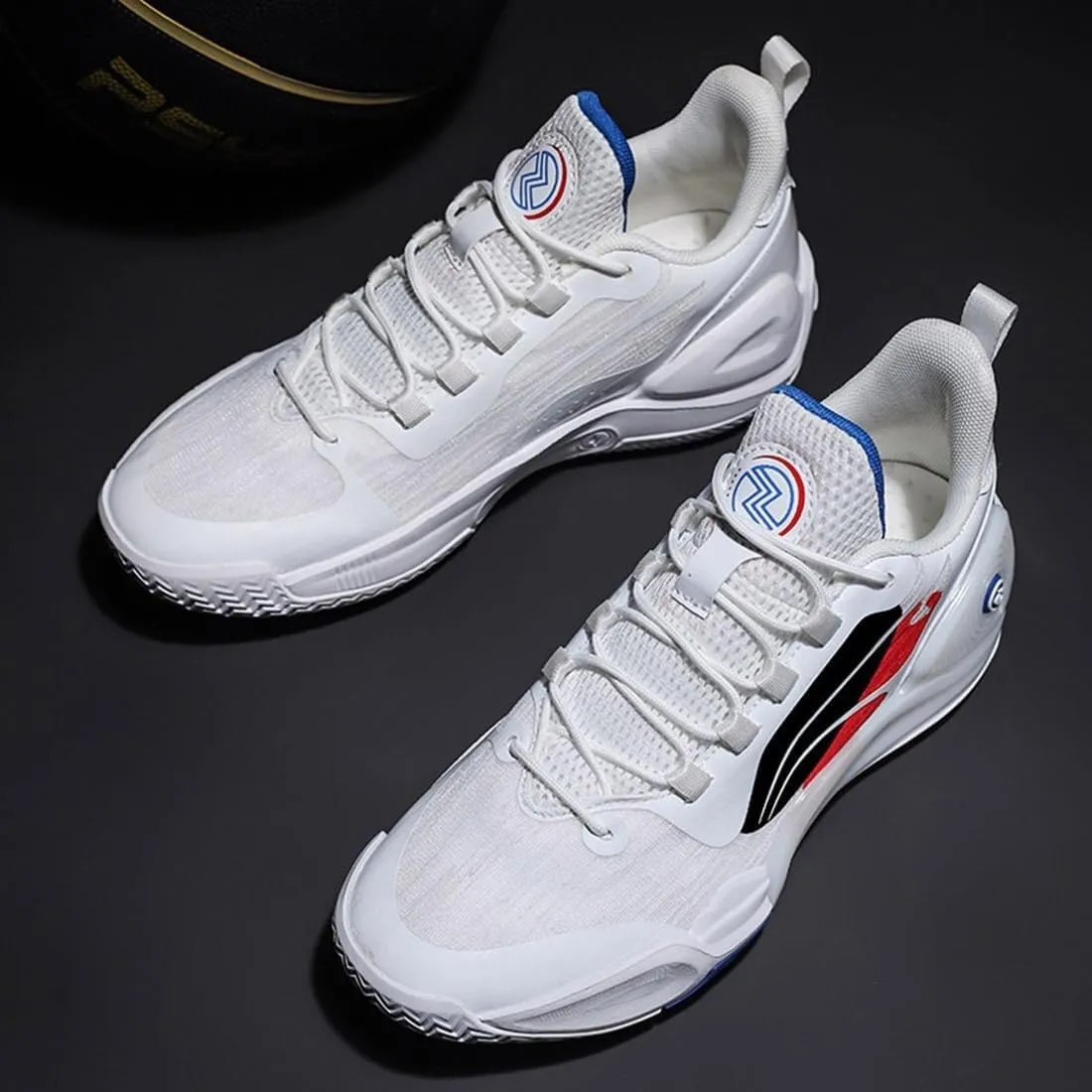 Men's Basketball Shoes are Breathable Anti Slip Wear-Resistant Shock-Absorbing Sports Training Boots