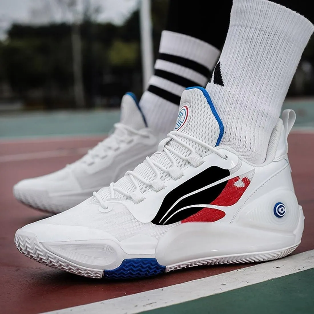 Men's Basketball Shoes are Breathable Anti Slip Wear-Resistant Shock-Absorbing Sports Training Boots