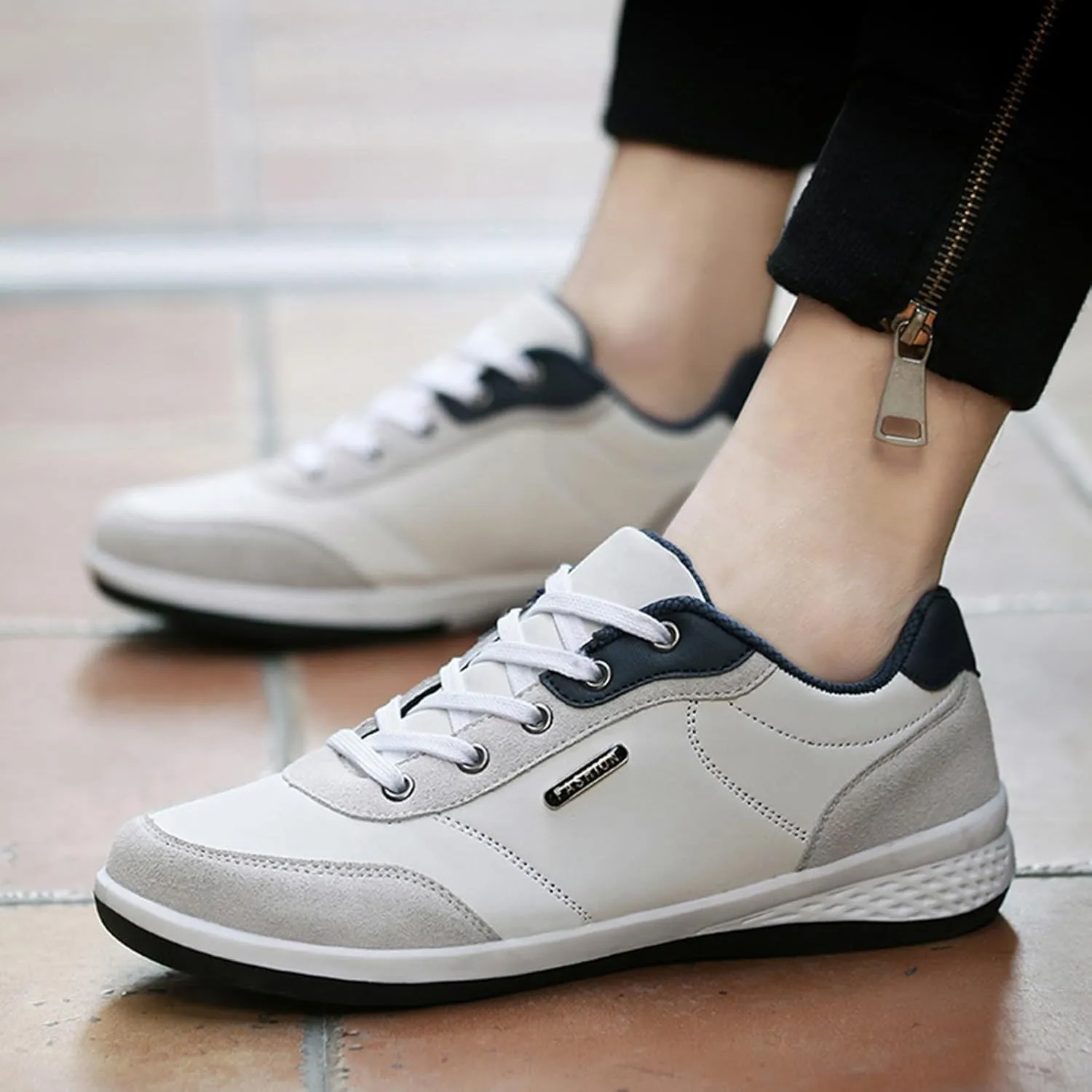Men's Everyday Athletic Shoes Men Shoes Fashionable Casual Leather Outdoor Lace Up Trendy Sneakers