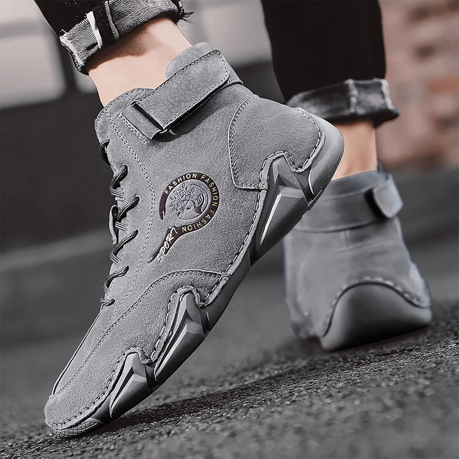 Men's Everyday Athletic Shoes New Spring and Men's Leather Shoes Korean High Top Short Boots Shoe