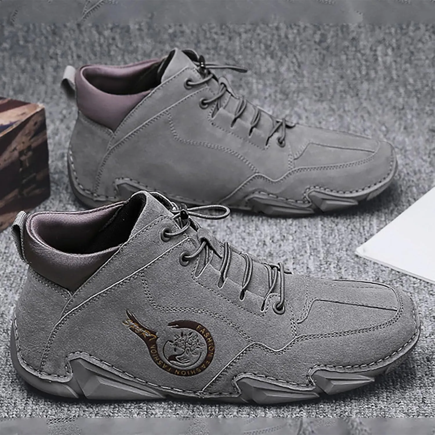 Men's Everyday Athletic Shoes New Winter Men's Padded Leather Korean High Top Short Boots Sport Shoes