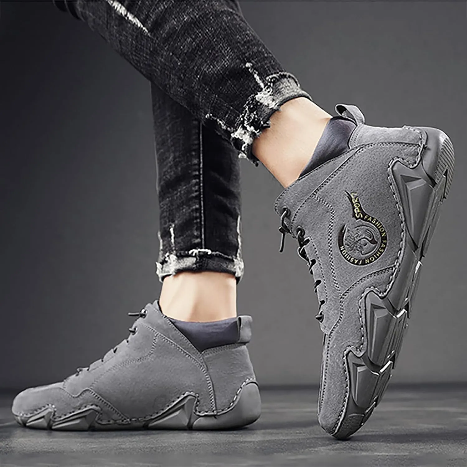 Men's Everyday Athletic Shoes New Winter Men's Padded Leather Korean High Top Short Boots Sport Shoes