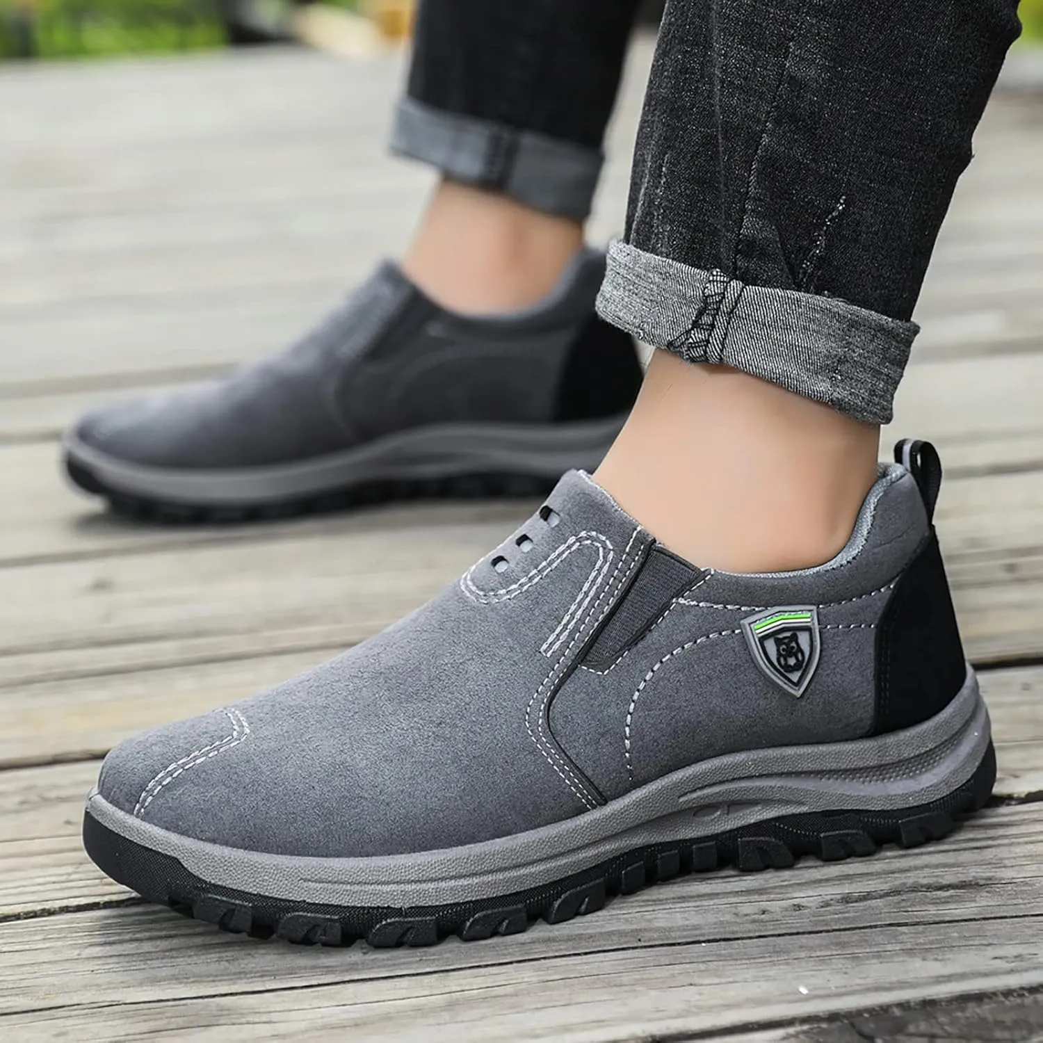 Men’s Everyday Sneakers Men's New Pure Color Suede Fashion Casual Sports Shoes in Spring and