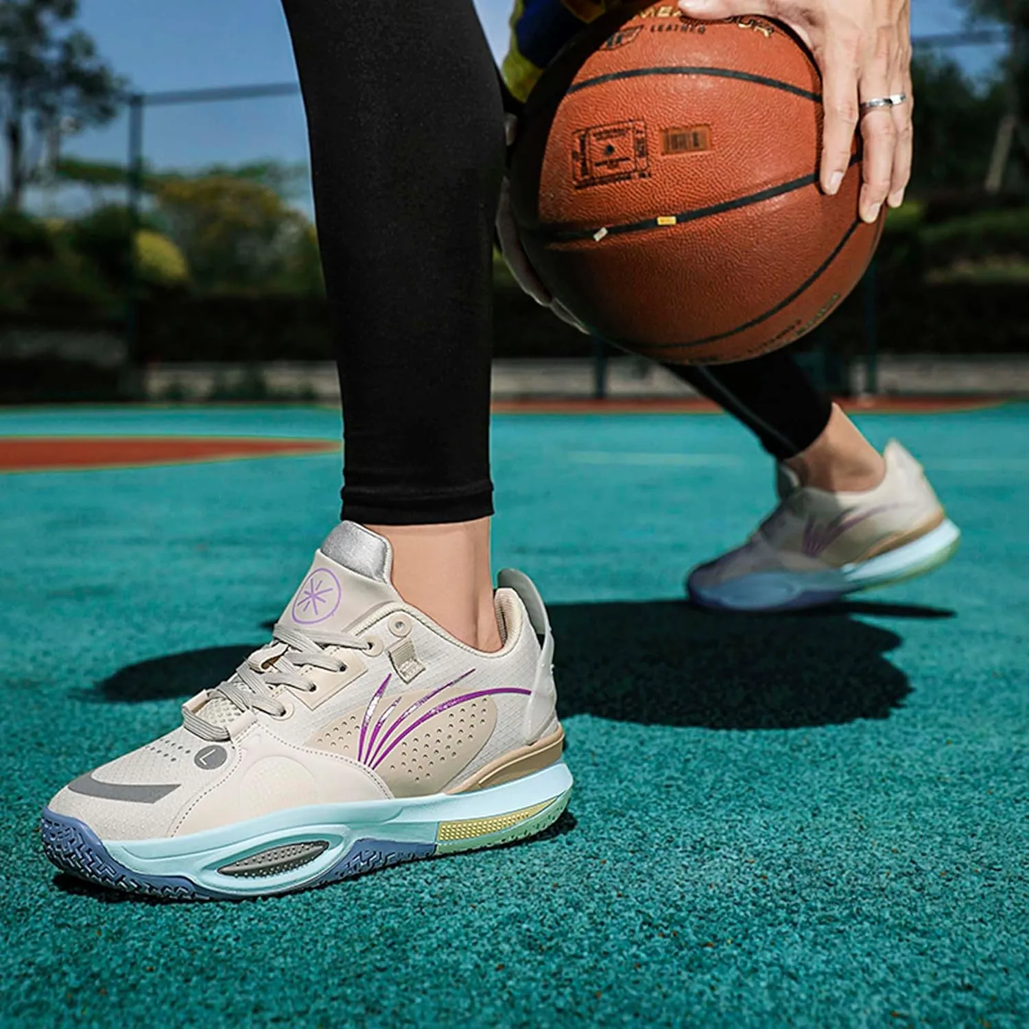 Men's Fashion Basketball Shoes Lightweight Sneakers Non-Slip Training Running Shoes Outdoor Casual Walking Sneakers Breathable Lightweight Tennis Shoes