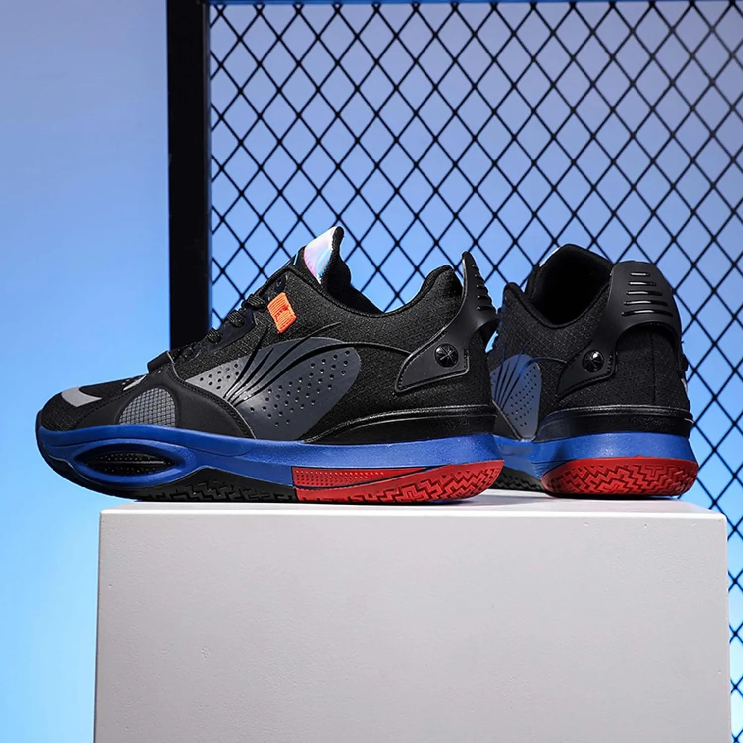 Men's Fashion Basketball Shoes Lightweight Sneakers Non-Slip Training Running Shoes Outdoor Casual Walking Sneakers Breathable Lightweight Tennis Shoes