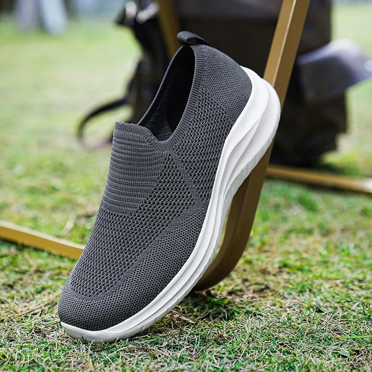 Mens Minimalist Shoes Breathable Mesh Loafers Comfortable Flat Bottomed Minimalist Shoes Slip On Sneaker