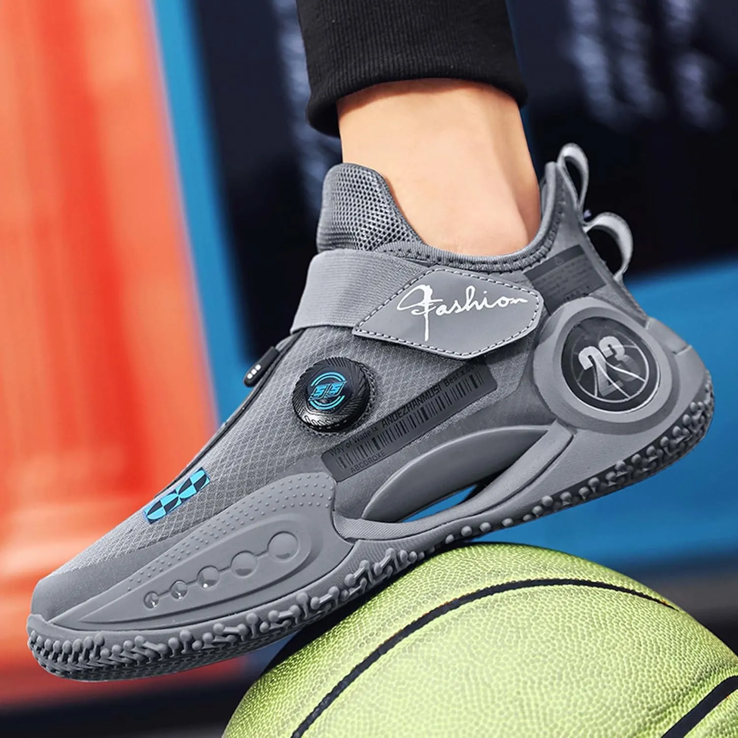Men's Professional Basketball Shoes Non-Slip Training Low Top Sports Running Shoes Teenagers Fashion Sneakers Women's Outdoor Casual Sports Walking Shoes