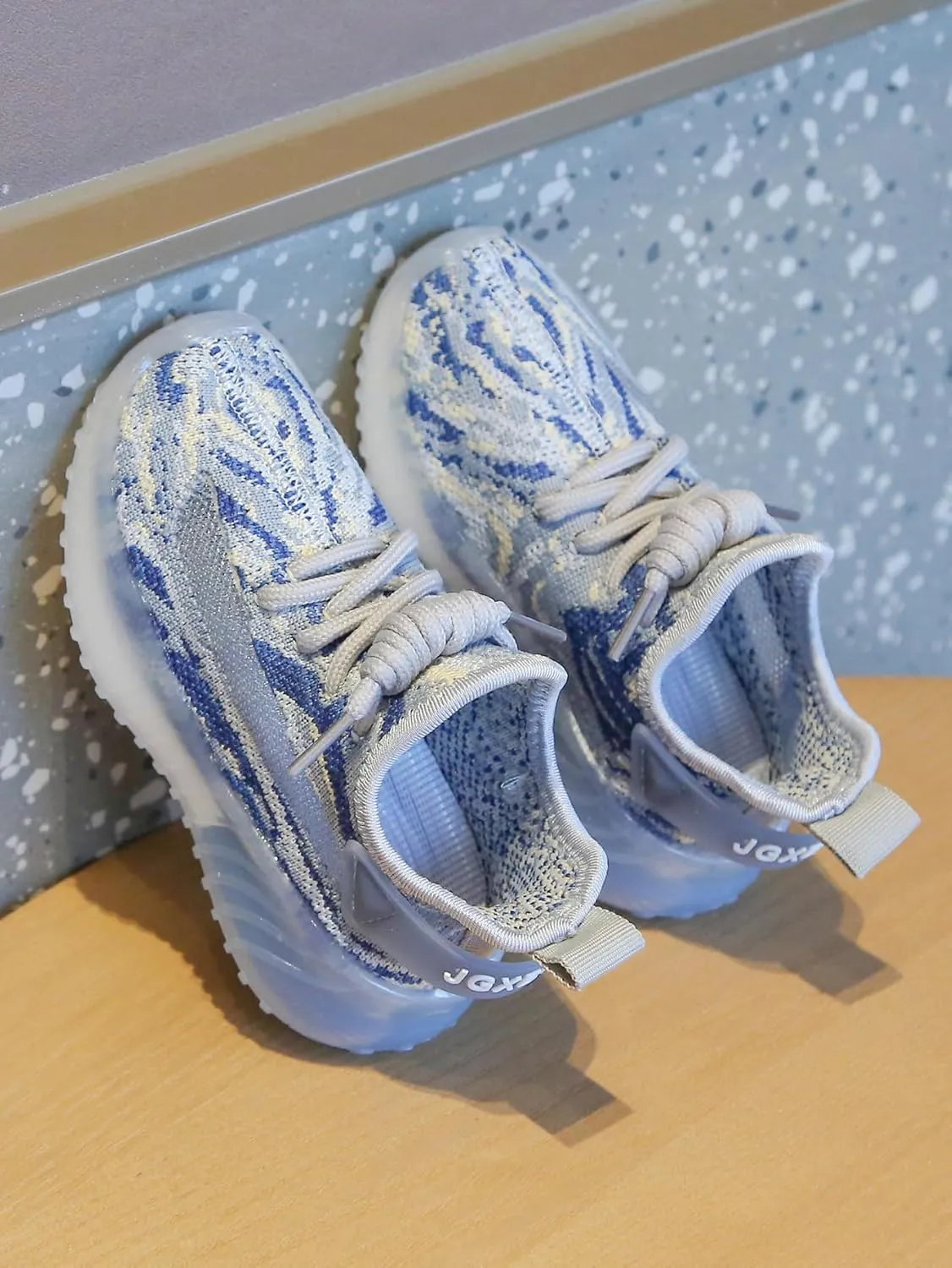 Running Shoes with Mesh Upper, Gray and White, Athletic Sneakers