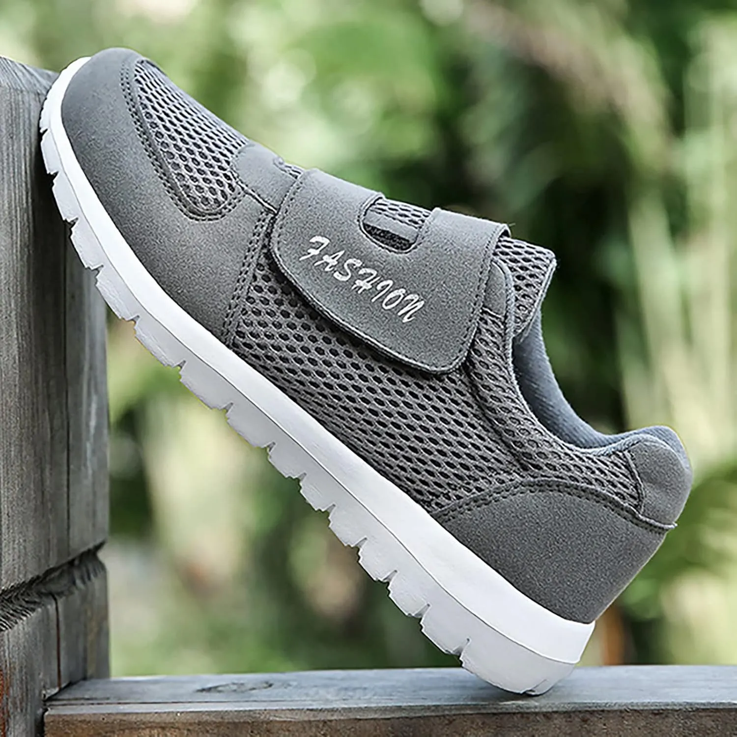 SBGMoSJ Platform Sneakers for Women 6 Wide Senior Womens Slip On Light Weight Walking Shoes Black Shoes Women Casual Dressy Womens White Sneakers Casual Slip On Zapatillas Ortopedicas para Mujer