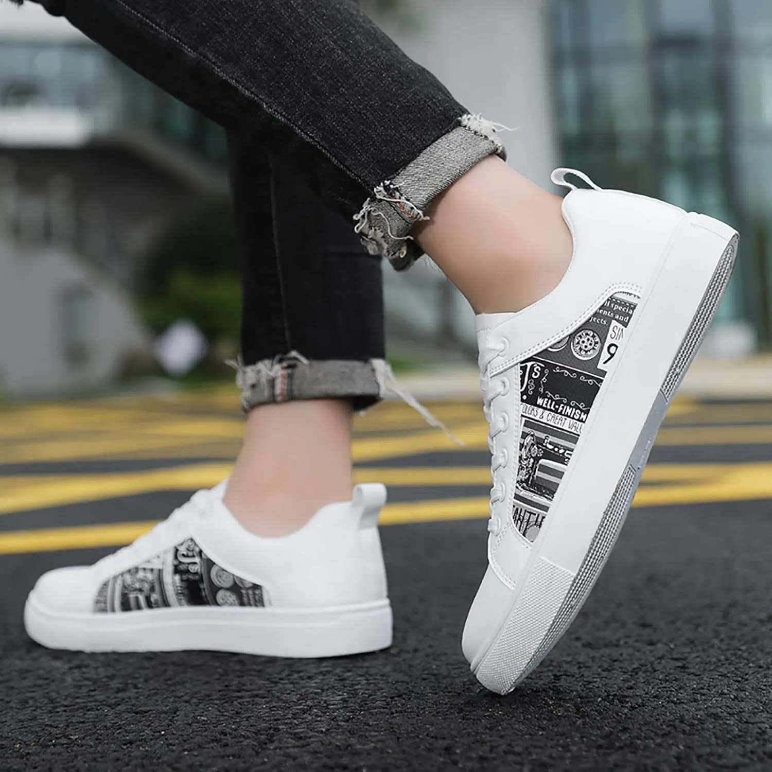 Slip On Casual Shoes Women's Sneakers in White in Wide Width Work Shoes Women Slip on Non Slip Low Top Casual Loafers for Women Dressy Womens White Sneakers