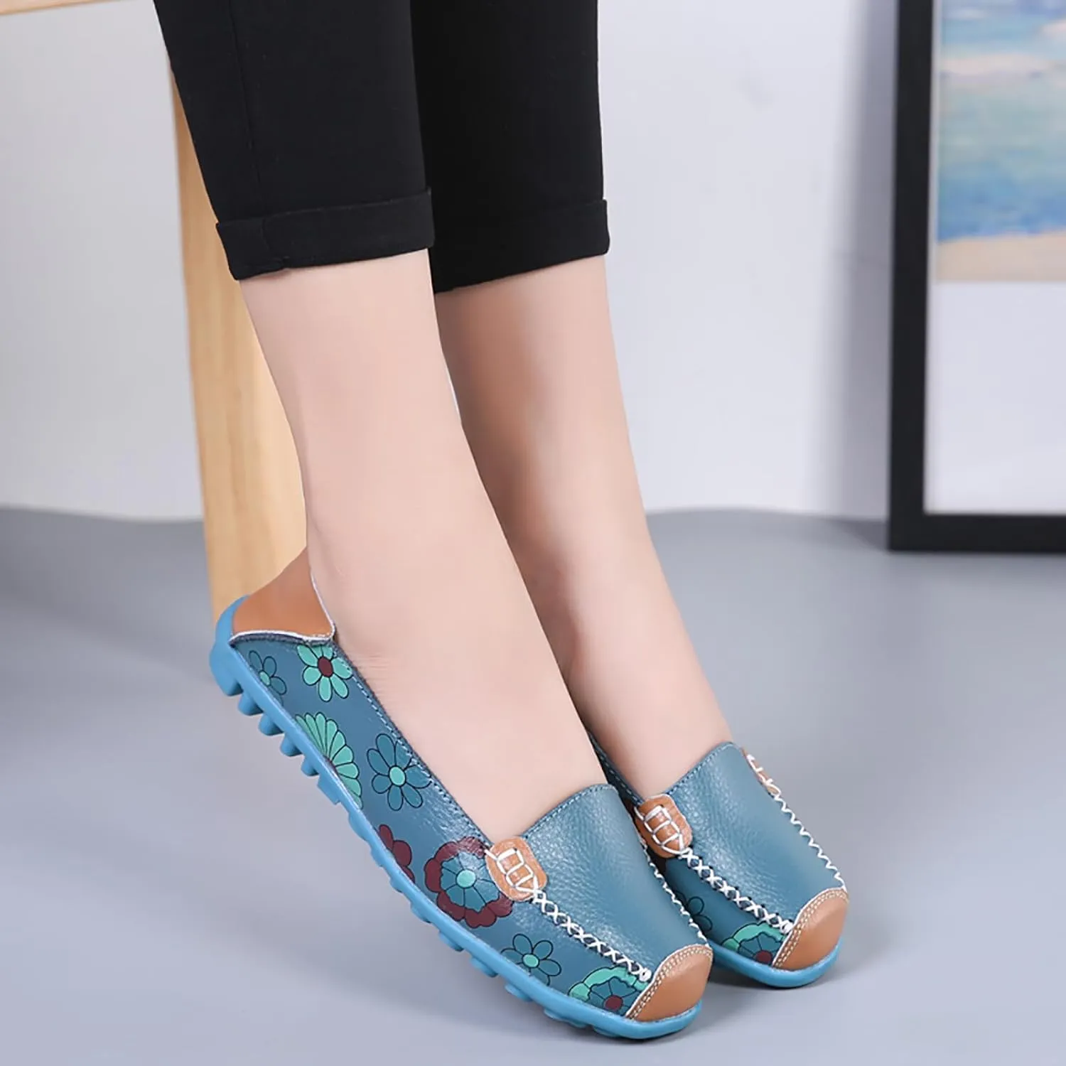 Sunporx Women's Comfortable Loafers Driving Moccasins Shoe Casual Flats Slip on Walking Breathable Non-Slip Office Work Shoe