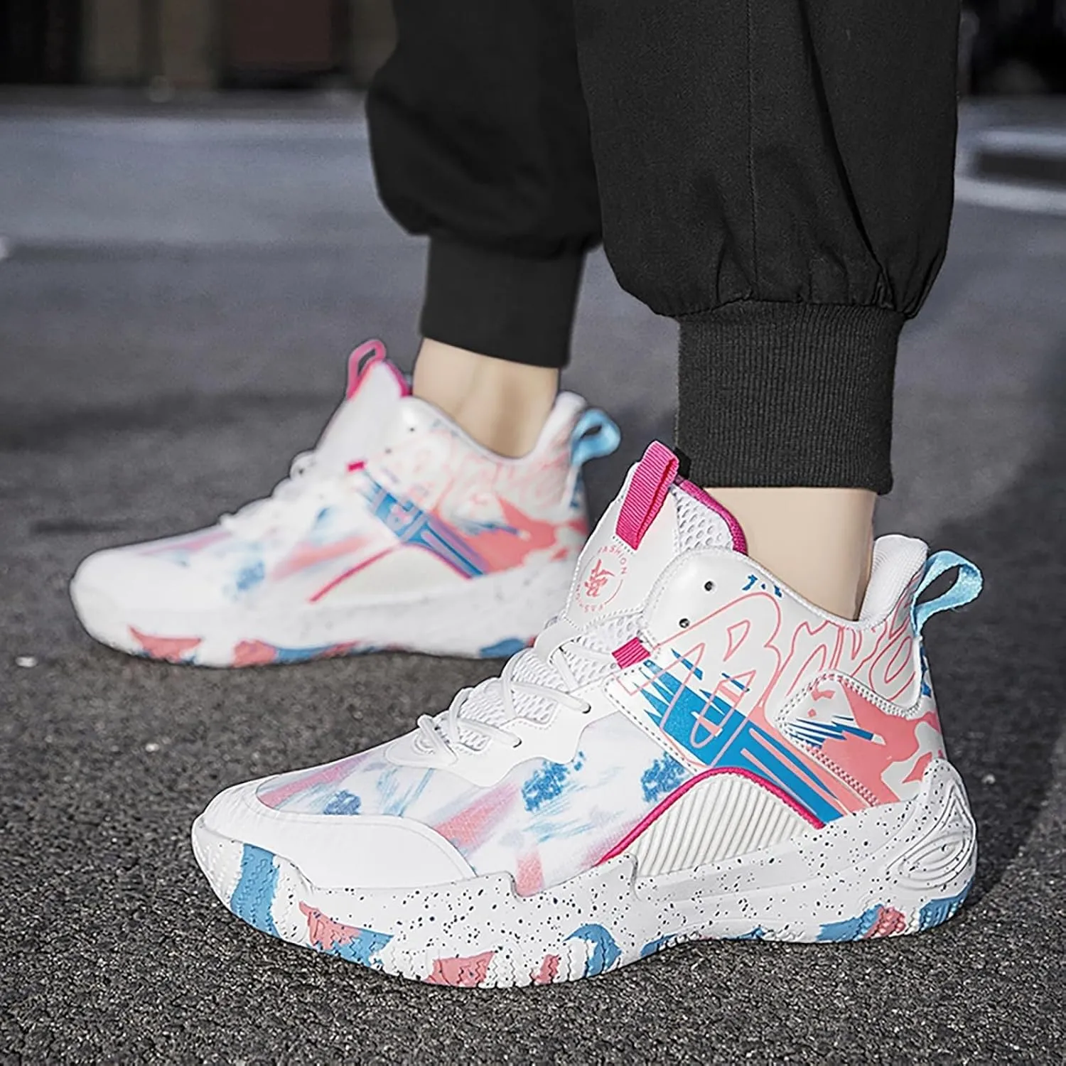 Unisex Fashionable Basketball Shoes Lightweight Breathable Anti Slip Color Blocked Style