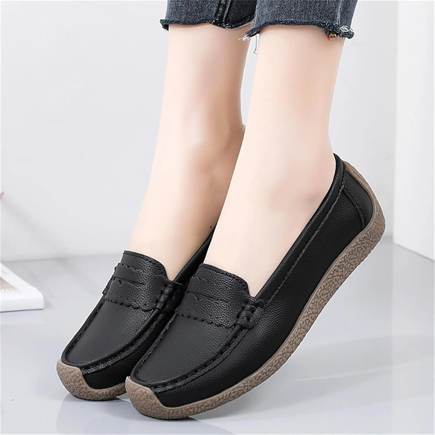 Veroders Classic Flats Loafer Shoes for Women Breathable Lightweight Flexible Leather Loafers
