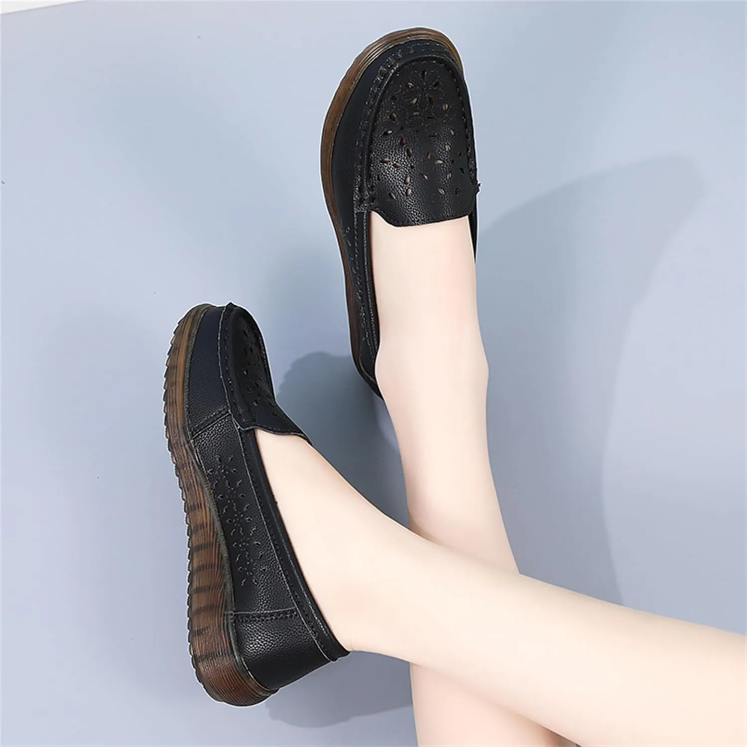 Veroders Classic Flats Loafer Shoes for Women Breathable Lightweight Flexible Leather Loafers
