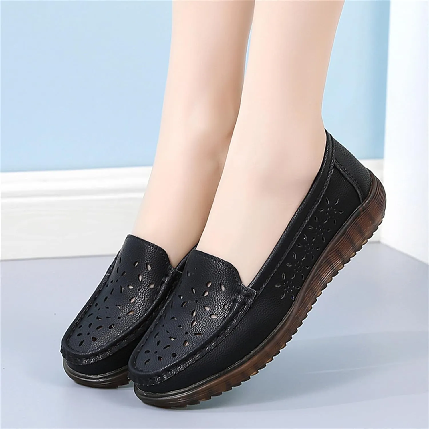 Veroders Classic Flats Loafer Shoes for Women Breathable Lightweight Flexible Leather Loafers