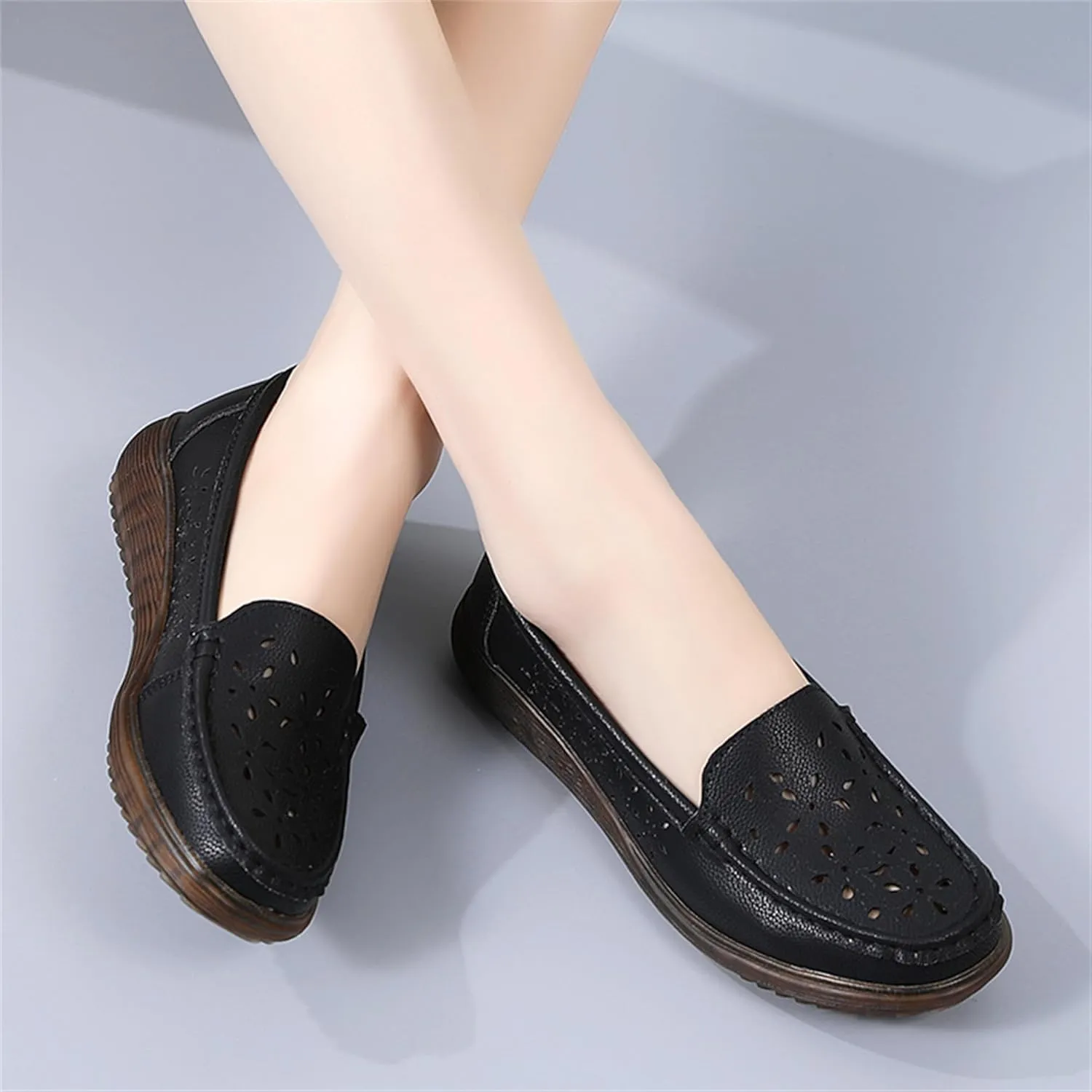 Veroders Classic Flats Loafer Shoes for Women Breathable Lightweight Flexible Leather Loafers