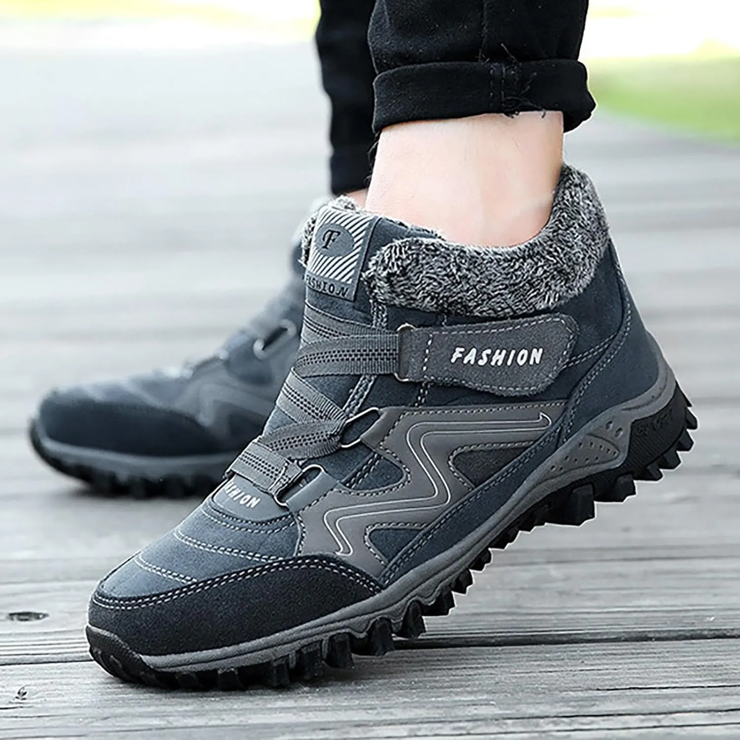 Winter Warm Thick Sole Men Snow Boots Couple Mid Top Cotton Sports Shoes Comfortable Construction Shoes