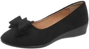 Women's Casual Slip On Shoes Comfortable Everyday Wear Versatile Footwear for Work Dates and Leisure Stylish Design with Wedge Heel