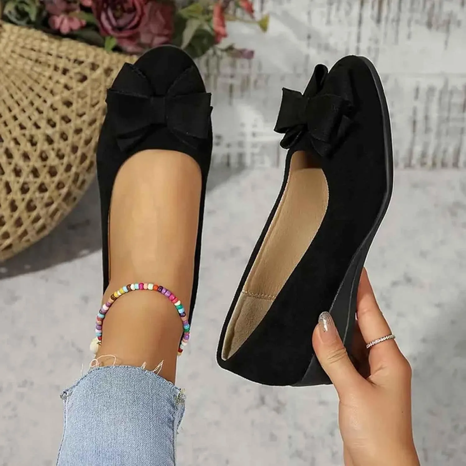 Women's Casual Slip On Shoes Comfortable Everyday Wear Versatile Footwear for Work Dates and Leisure Stylish Design with Wedge Heel