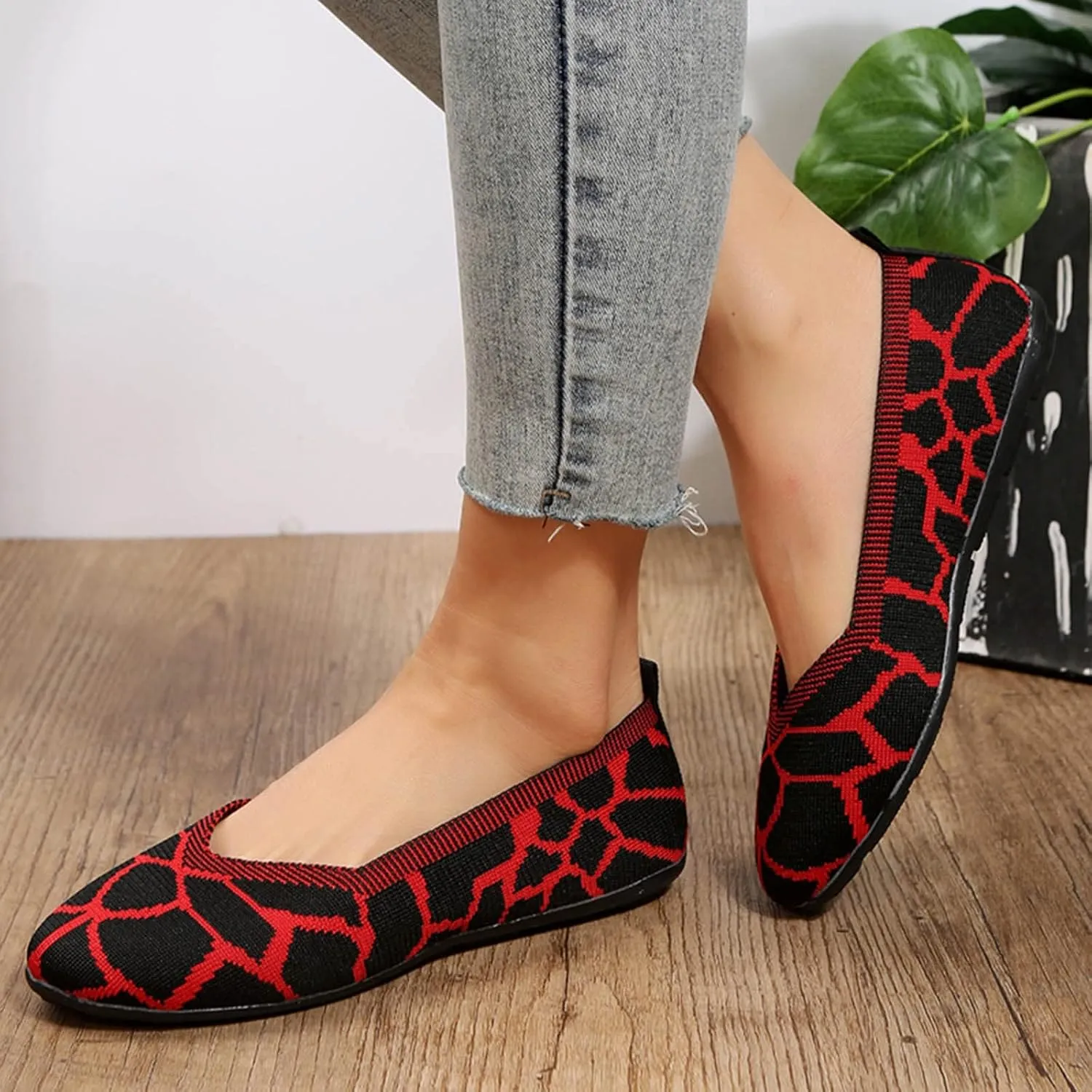 Womens Stretch Flats Casual Lightweight & Breathable Slip on Cute Loafer Slip on Walking Driving Shoes