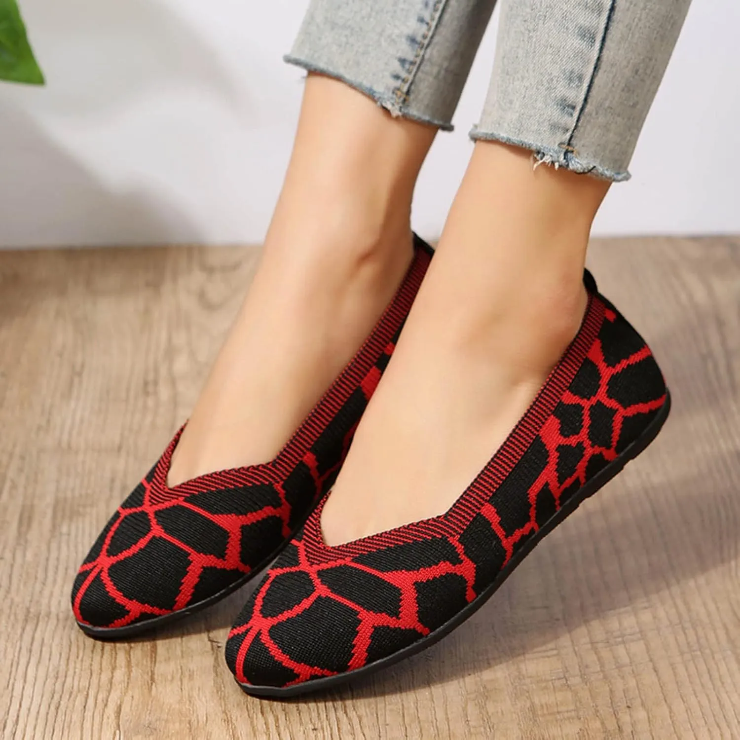 Womens Stretch Flats Casual Lightweight & Breathable Slip on Cute Loafer Slip on Walking Driving Shoes
